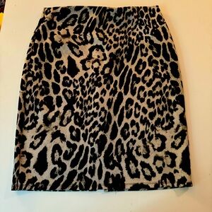 Cheetah gray pencil skirt